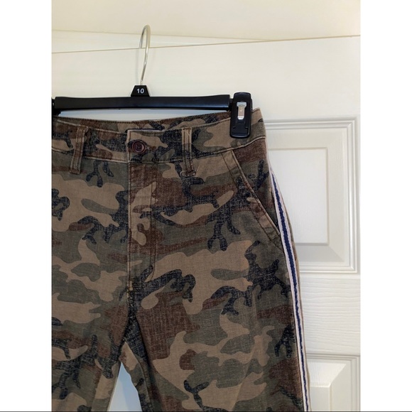Abercrombie + Fitch Camo High Rise Pants - Picture 2 of 4